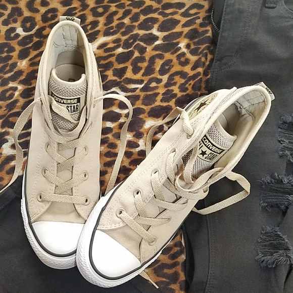 Converse Shoes - Unisex Converse Syde Street